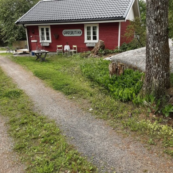 Storøya gårdsbutikk er åpen i morgen  onsdag, som alle onsdager.....fortsatt åpningstid 13 - 17