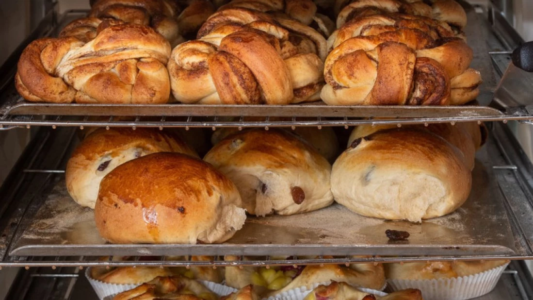 Søtbakst - solskinnsboller, kanelsnurrer, boller ++